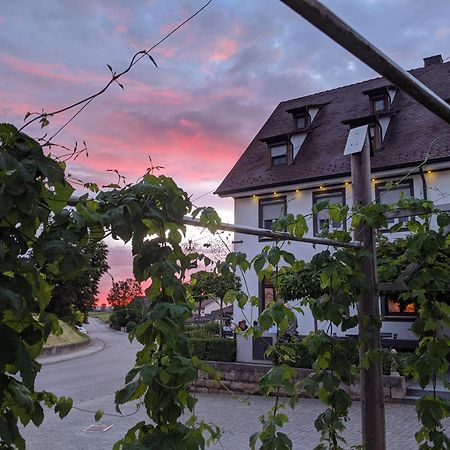 Brauereigasthof Adler Oberstadion 외부 사진